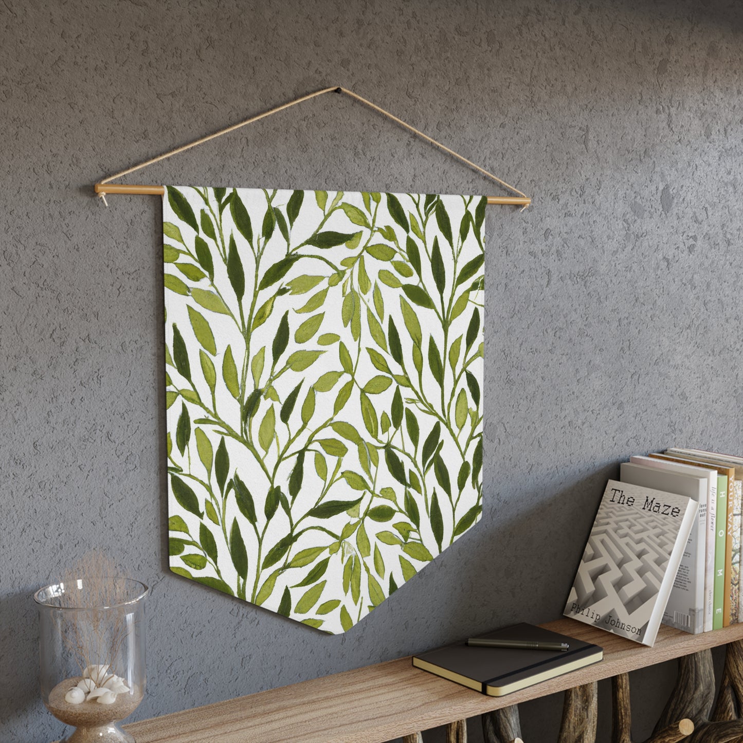 Daisy Willow -Pennant
